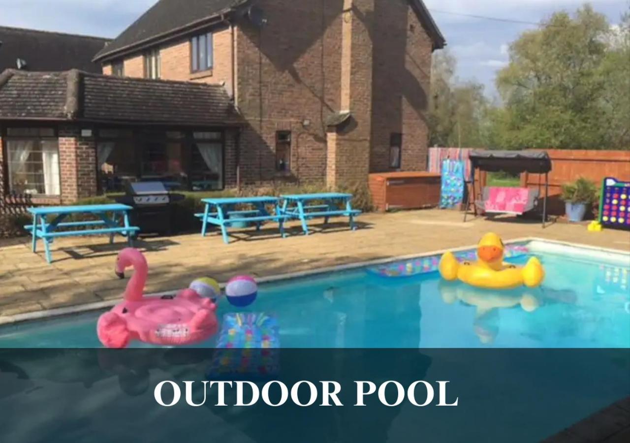 The Fortis House, Bournemouth, With Swimming Pool And Hot Tub Jacuzzi 외부 사진